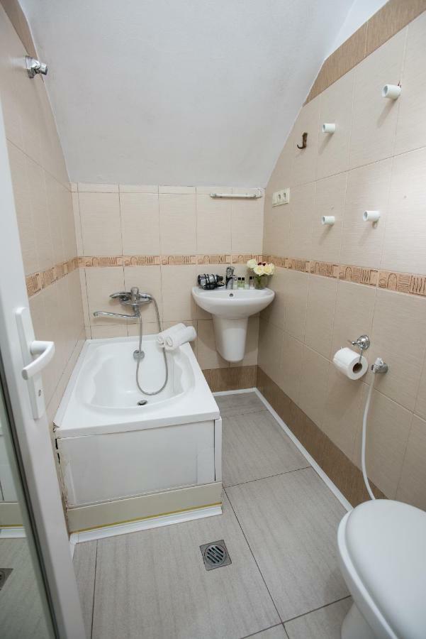Accent Hotel Tiflis Dış mekan fotoğraf