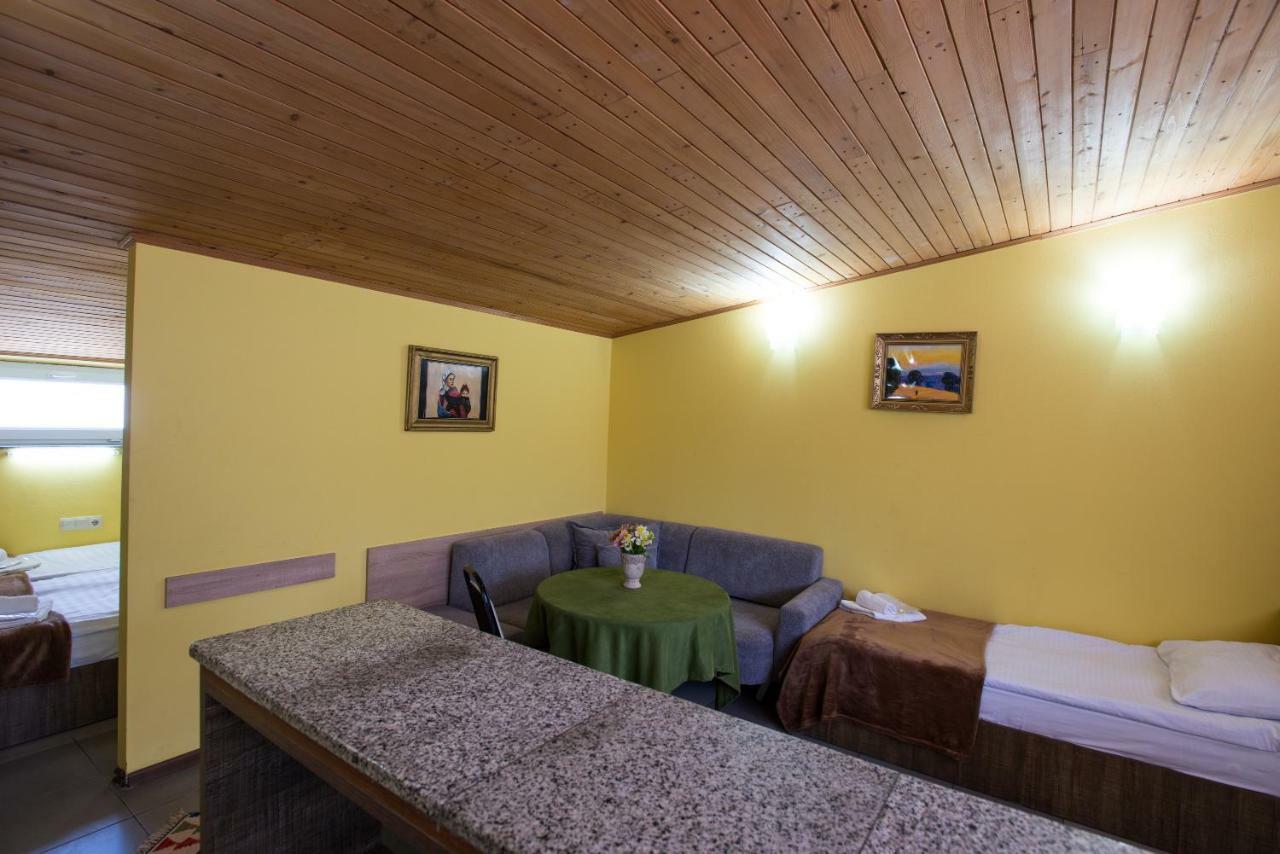Accent Hotel Tiflis Dış mekan fotoğraf
