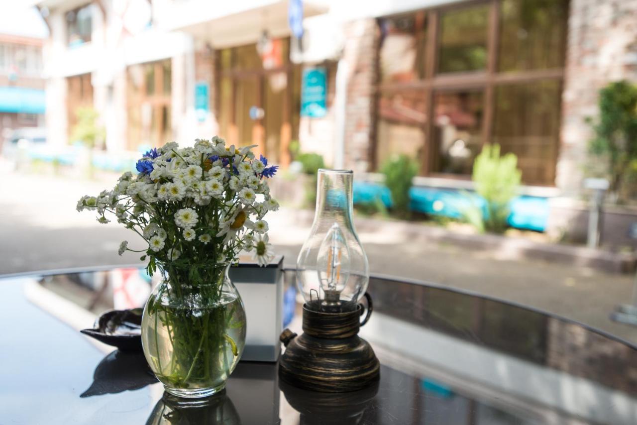 Accent Hotel Tiflis Dış mekan fotoğraf