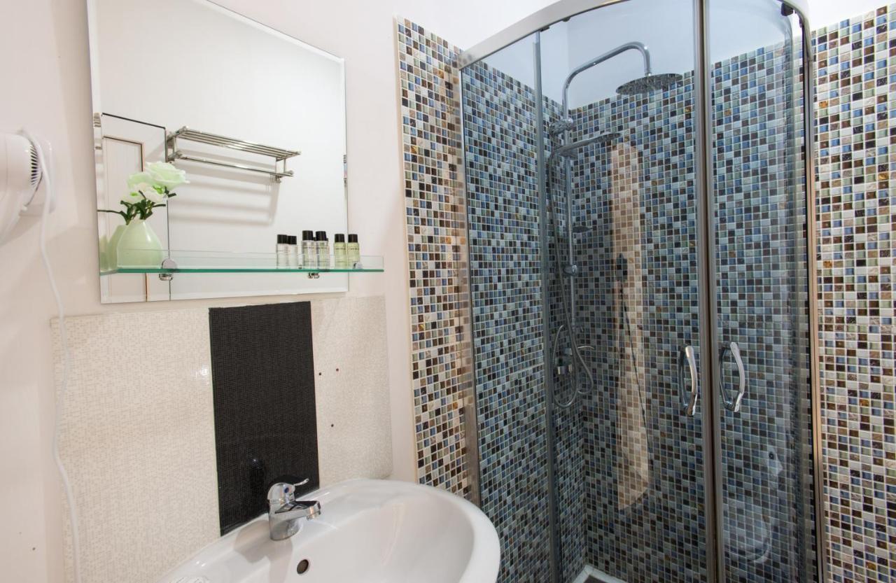 Accent Hotel Tiflis Dış mekan fotoğraf